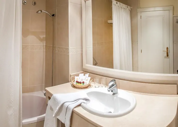 Silken La Hacienda De Don Juan 4*